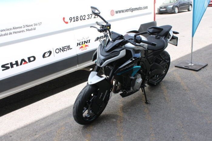 
								CFMOTO 675 NK 2026 full									