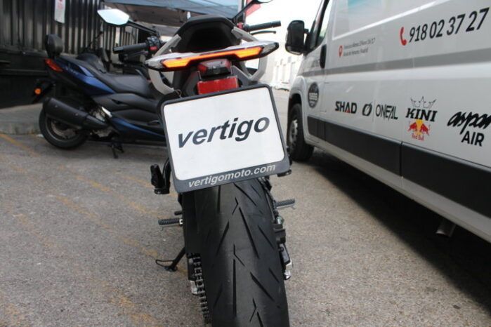 
								CFMOTO 675 NK 2026 full									