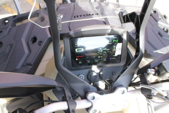 
								CFMOTO CFORCE 1000 OVERLAND EPS full									