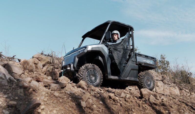 
								CFMOTO UFORCE U6 EV EPS full									
