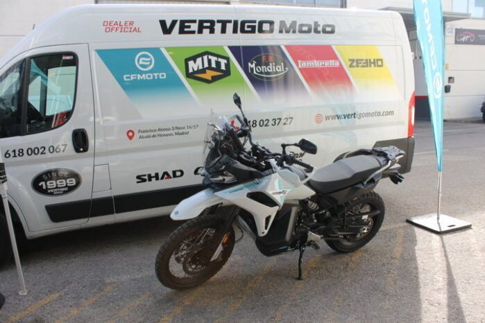 
								CFMOTO 1000 MT-X full									