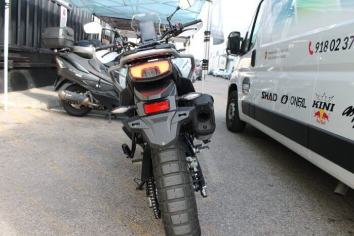 
								CFMOTO 1000 MT-X full									