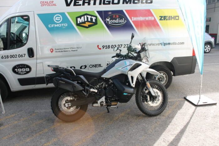 
								CFMOTO 1000 MT-X full									