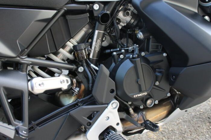 
								CFMOTO 1000 MT-X full									