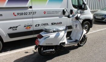 
									LAMBRETTA J 125 full								