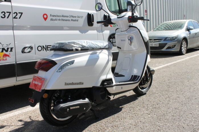 
								LAMBRETTA J 125 full									