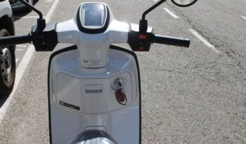 
									LAMBRETTA J 125 full								
