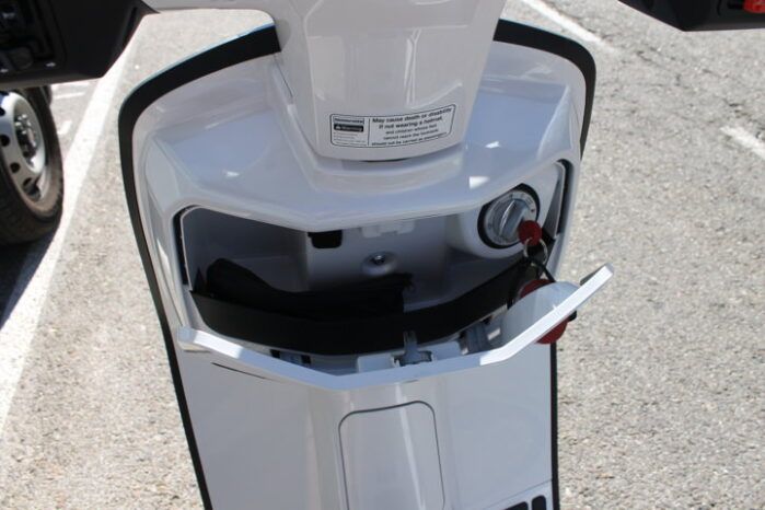 
								LAMBRETTA J 125 full									