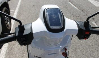 
									LAMBRETTA J 125 full								