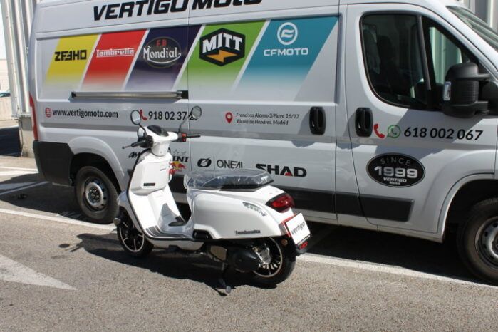 
								LAMBRETTA J 125 full									