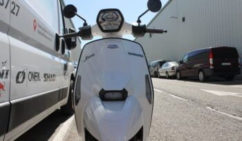 
									LAMBRETTA J 125 full								