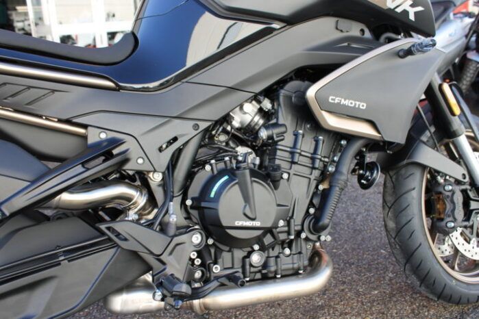 
								CFMOTO 800 NK ADVANCED full									