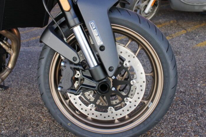 
								CFMOTO 800 NK ADVANCED full									