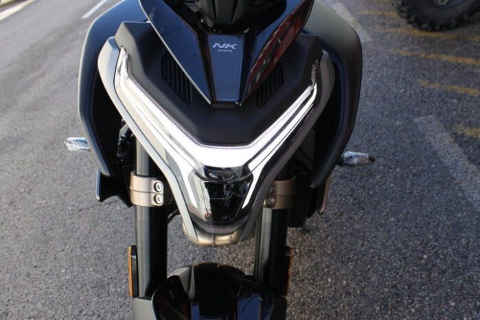 
								CFMOTO 800 NK ADVANCED full									