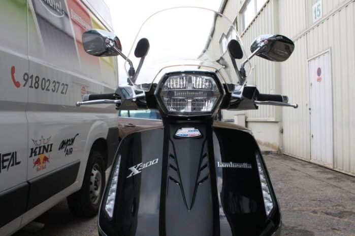 
								LAMBRETTA X 300 GT full									
