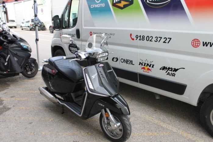 
								LAMBRETTA X 300 GT full									