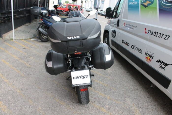 
								CFMOTO 650 MT full									