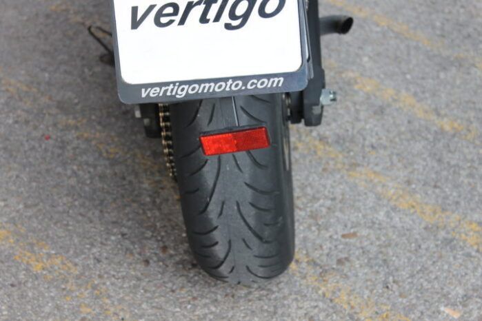
								CFMOTO 650 MT full									