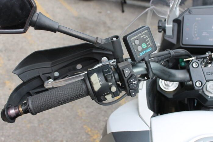 
								CFMOTO 650 MT full									