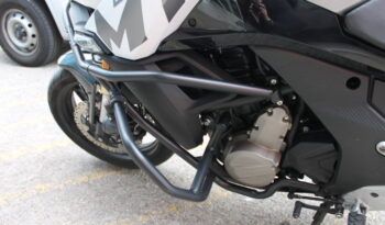 
									CFMOTO 650 MT full								