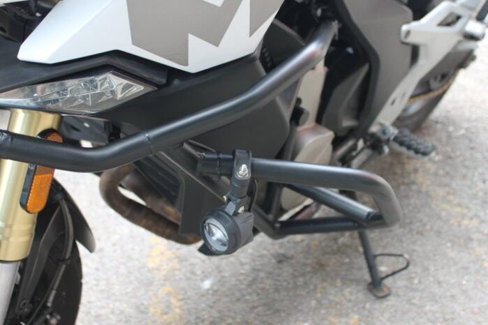 
								CFMOTO 650 MT full									