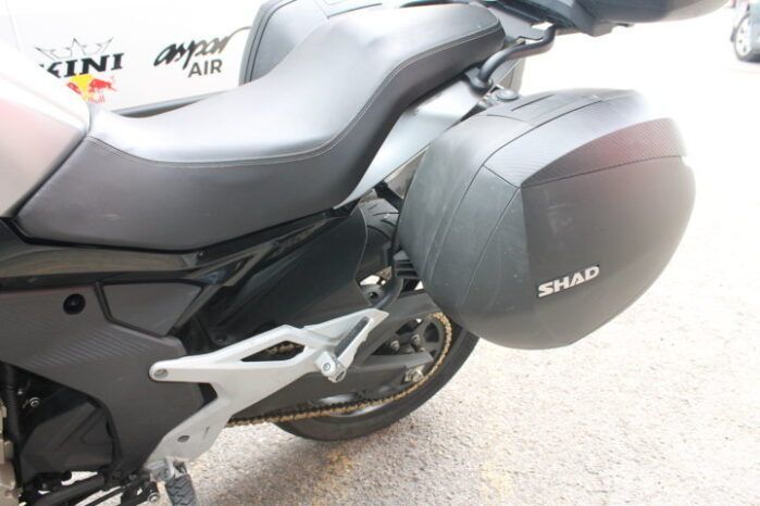 
								CFMOTO 650 MT full									