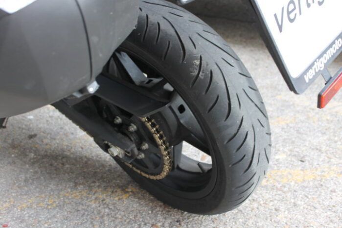 
								CFMOTO 650 MT full									