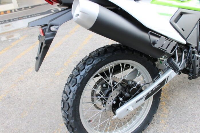 
								CFMOTO 250 DUAL full									