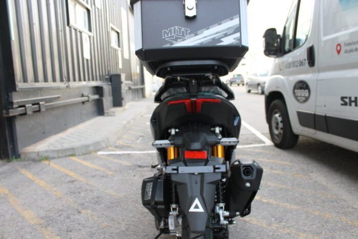 
								MITT ADV 125 XTREME PRO full									