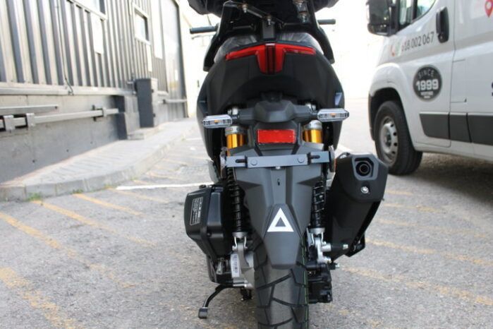 
								MITT ADV 125 XTREME PRO full									