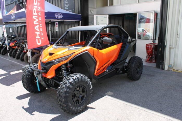 
								CFMOTO Z10 TURBO 2 PLAZAS full									