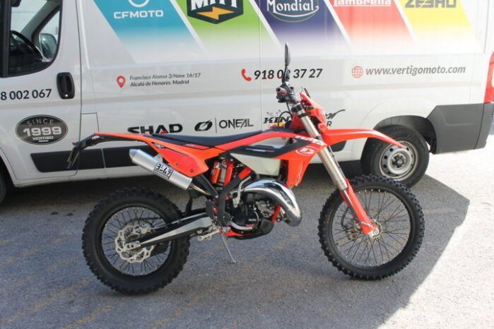 
								BETA RR 125 2T  ENDURO full									
