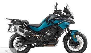 10-cfmoto-800mt-es-2026-estudio-azul-01