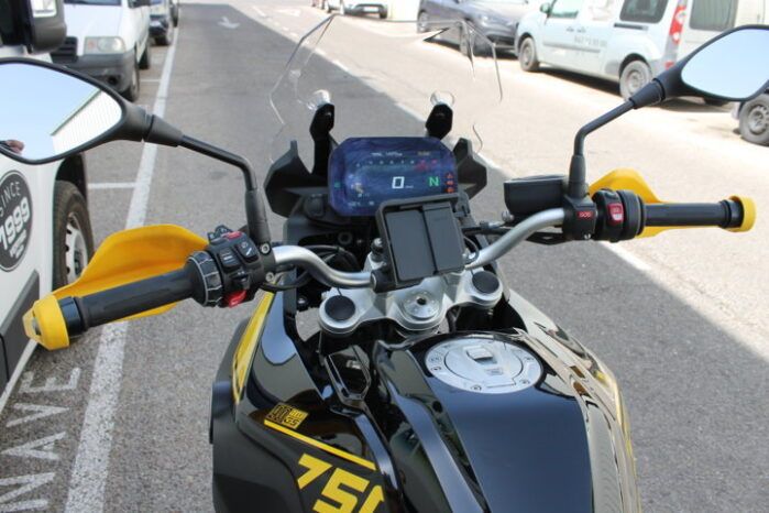 
								BMW F 750 GS 40 Aniversario full									