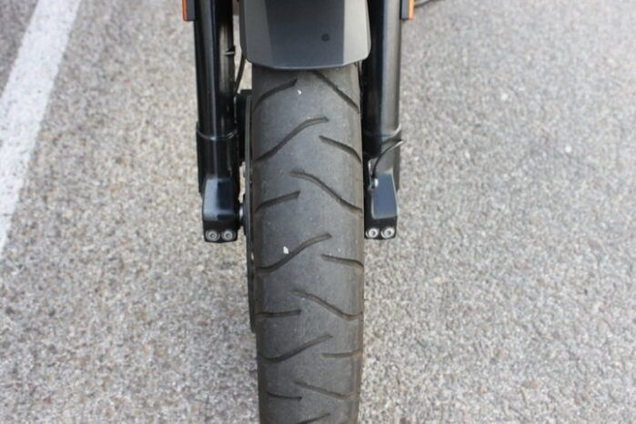 
								BMW F 750 GS 40 Aniversario full									