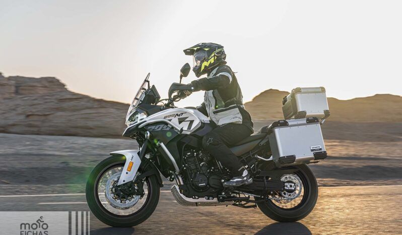 
								CFMOTO 800 MT EXPLORE ES full									