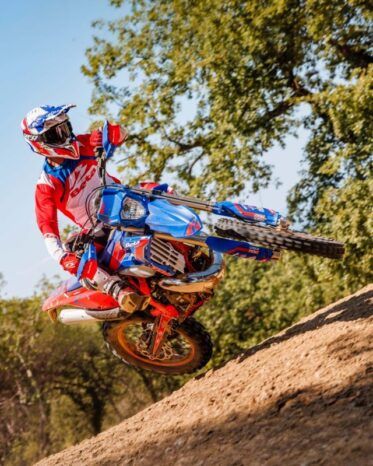 
								BETA RR 250 2T RACE 27 full									