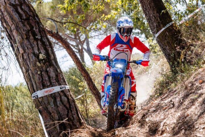 
								BETA RR 300 2T RACE 27 full									