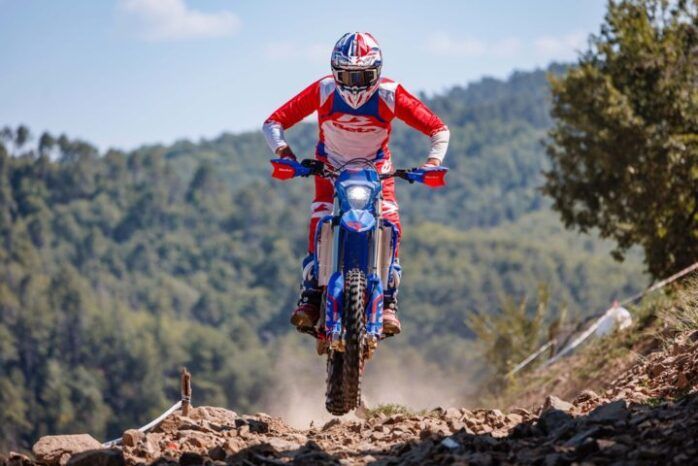 
								BETA RR 350 4T RACE 27 full									