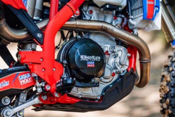 
								BETA RR 350 4T RACE 27 full									