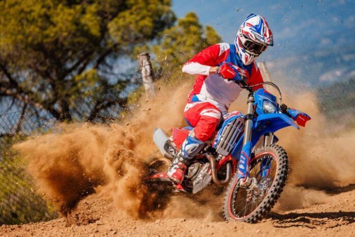 
								BETA RR 390 4T RACE 27 full									
