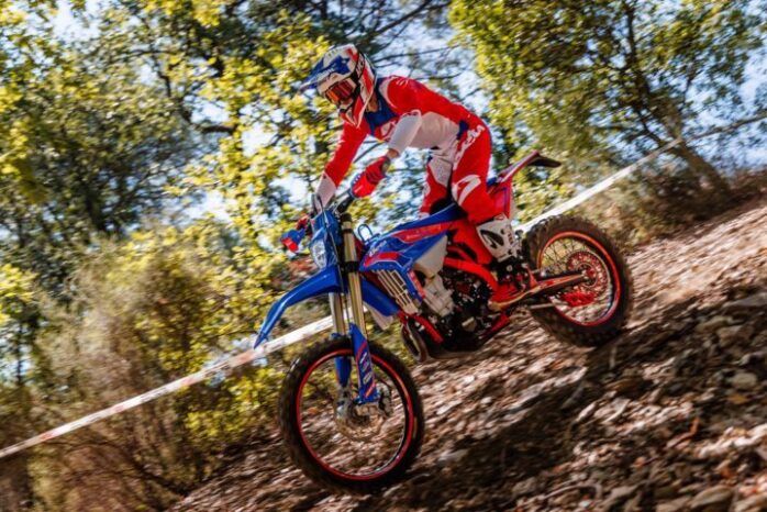 
								BETA RR 390 4T RACE 27 full									