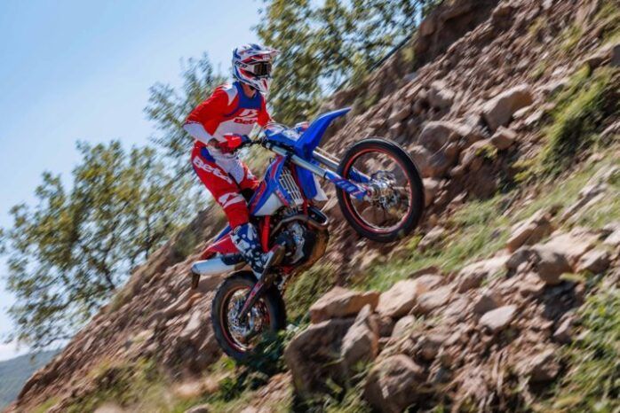 
								BETA RR 390 4T RACE 27 full									