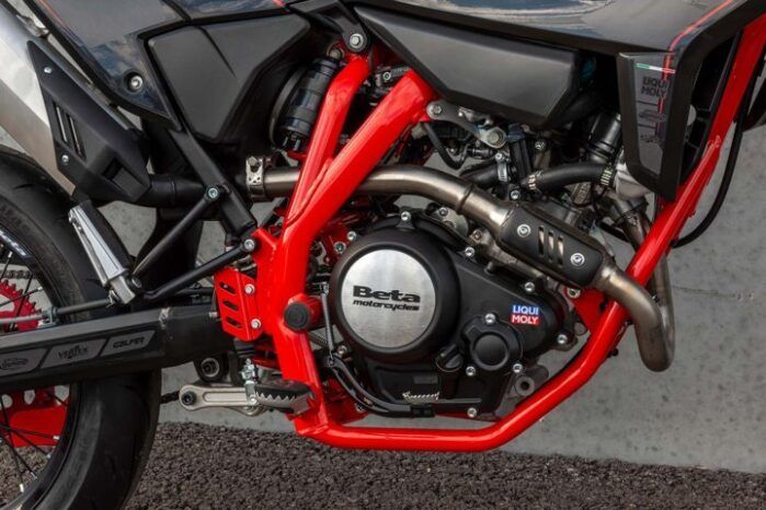 
								BETA RR 125 4T MOTARD RACING full									