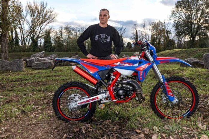 
								BETA RR 50 2T RACING ENDURO full									