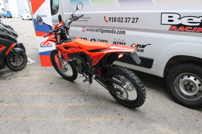 
								BETA RR 125 4T ENDURO T full									