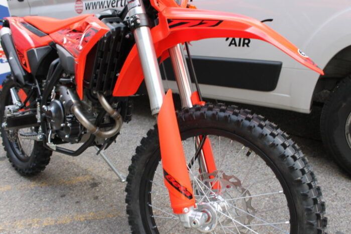 
								BETA RR 125 4T ENDURO T full									