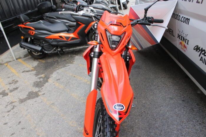 
								BETA RR 125 4T ENDURO T full									