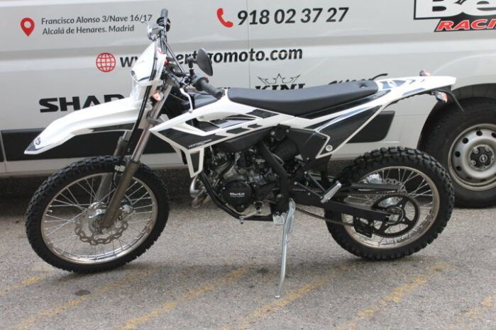 
								BETA RR 50 2T ENDURO full									