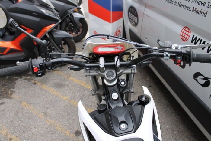 
								BETA RR 50 2T MOTARD full									